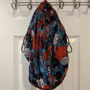⭐BOGO SALE⭐ Floral infinity scarf